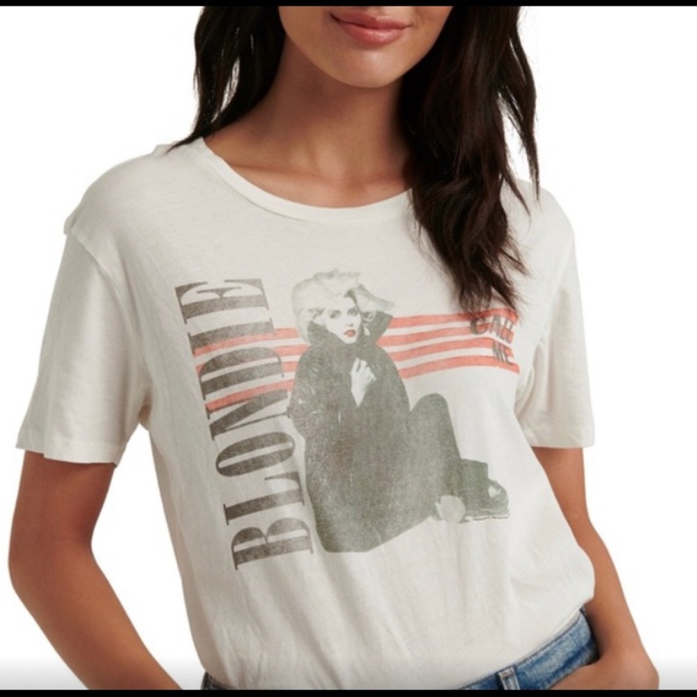 Blonde T-shirt